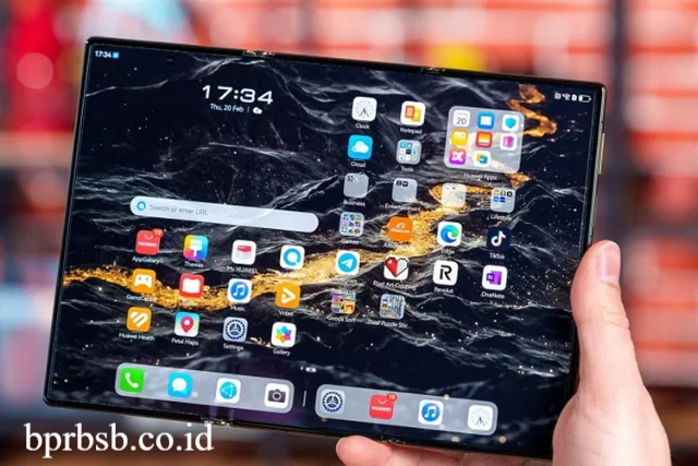 Huawei Mate XTs Hadir dengan Desain Lipat Tiga Generasi Kedua